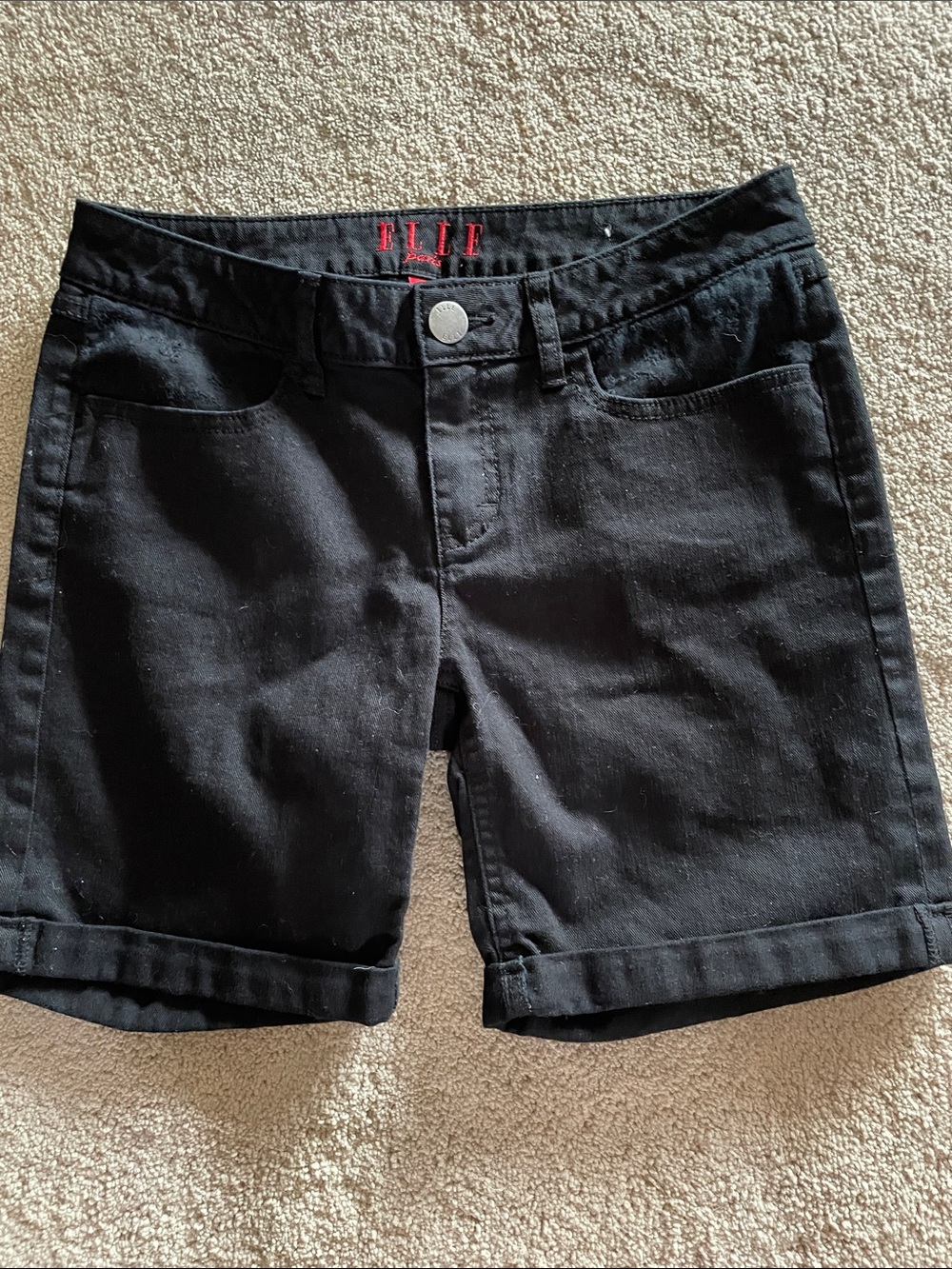 Elle Size 4 Black Cuffed-Hem Jean Shorts